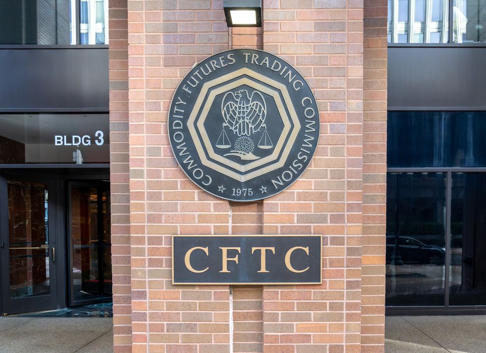 Futuros Perpétuos em Cripto Serão Aprovados pela CFTC em Breve, Diz Comissária Saindo