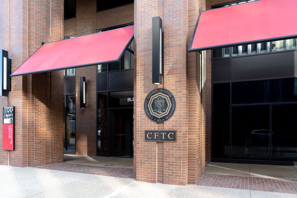 desktop-my-big-coin-führungskräfte-mit-26m-von-der-cftc-wegen-krypto-betrug-bestraft