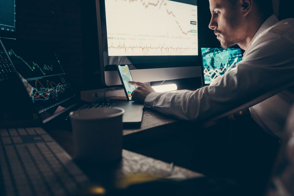 Bitcoin, 2 Trilyon Doları Aştı: Güçlü Yeni Alıcı Talebi, Profesyonellerden Zayıf Momentum